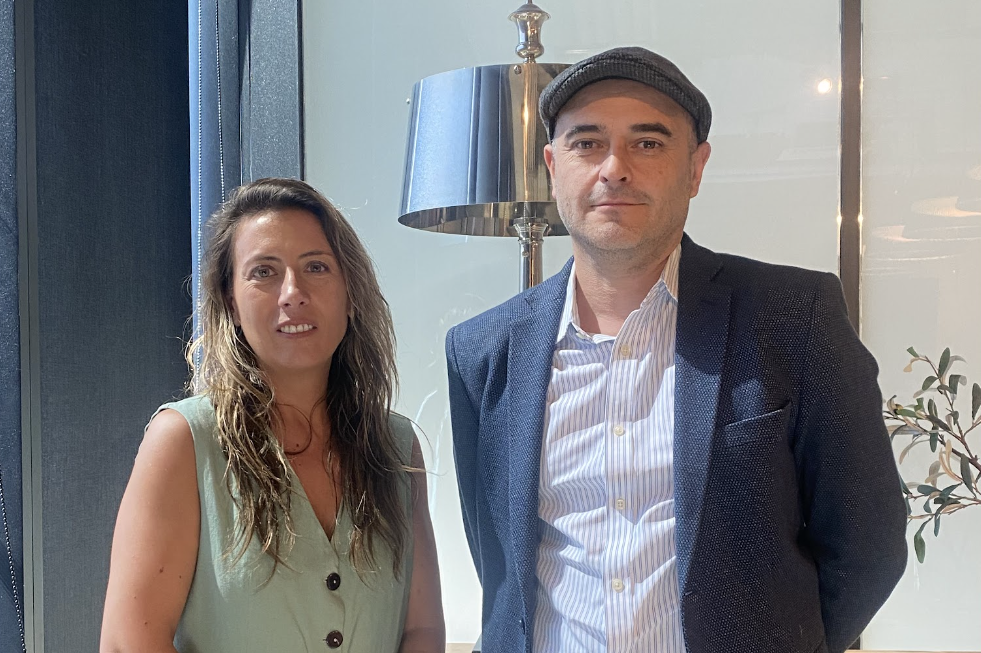 Beca de formación en finanzas estratégicas es adjudicada a miembro de GreenNet en el marco de la alianza entre el Instituto de Directores y Green Drinks